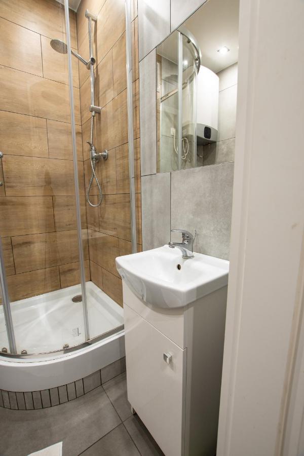 Apartament Estakada 2 Çestohova Dış mekan fotoğraf